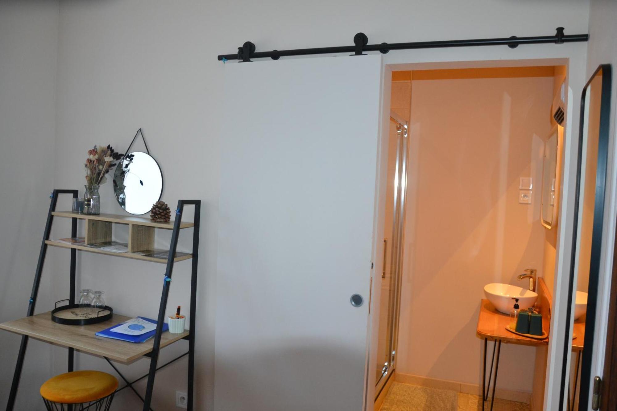 Le Colibri Bleu Bed and Breakfast Argeliers Buitenkant foto