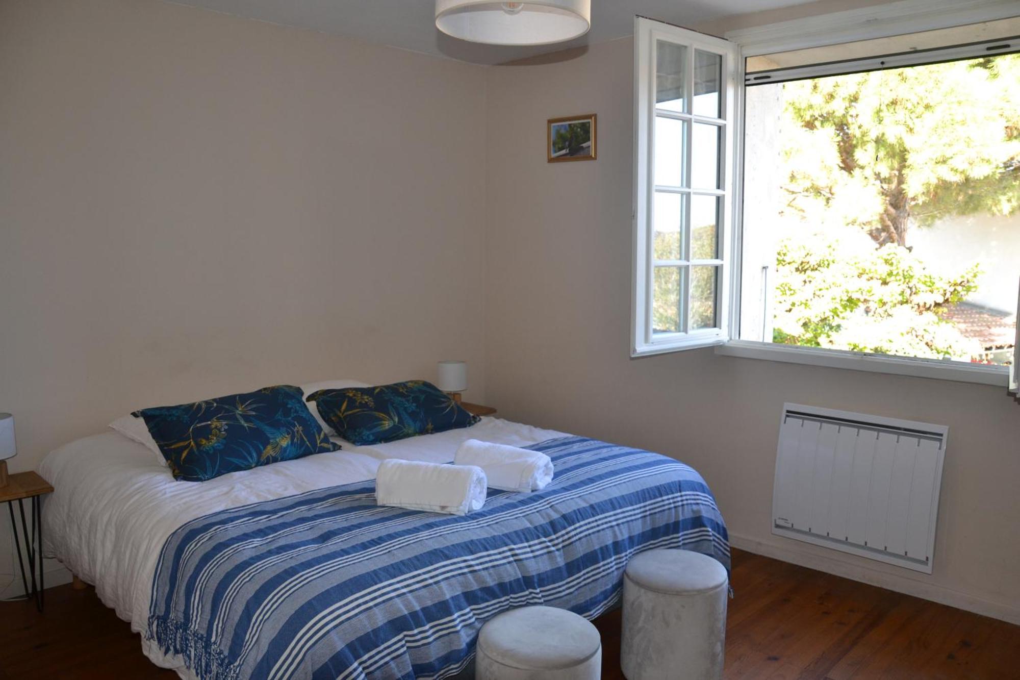 Le Colibri Bleu Bed and Breakfast Argeliers Buitenkant foto